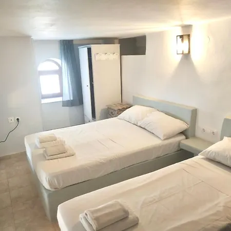 Giacomo Tinos, Cozy Maisonette In Town Appartement